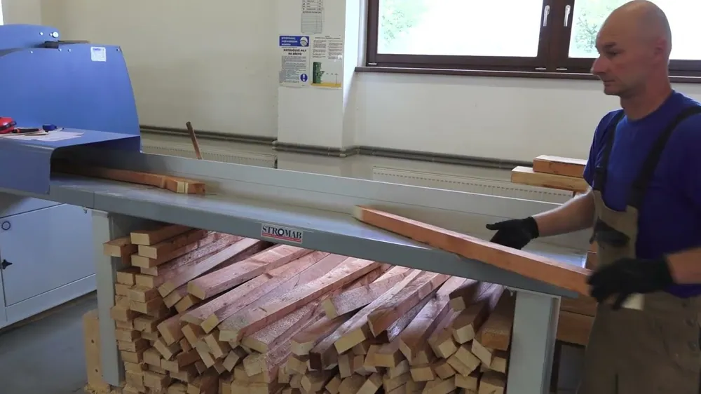 Fa tetőszerkezet tervezése TRUSS4-gyel — videó előnézete
